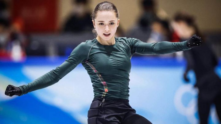 Olympia 2022: 15-jährige Kamila Walijewa fast fehlerfrei im Kurzprogramm