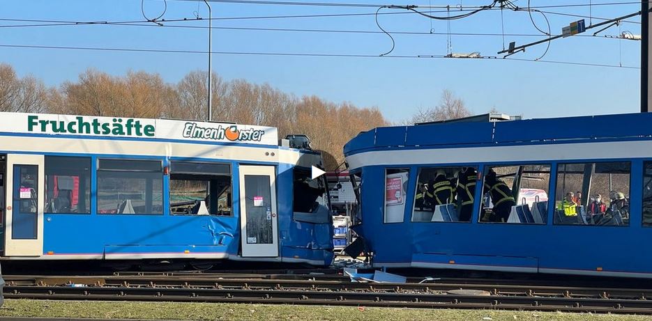 Rostock: 26 Verletzte nach Zusammenstoß von zwei Straßenbahnen
