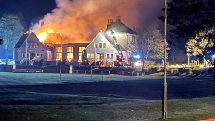 Brand zerstört Kulturhaus in Strasburg: Millionenschaden