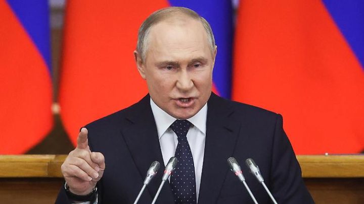 Putin spricht bei Parade Eine Rede voller Vorwürfe an den Westen