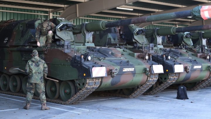 Lieferung an Ukraine Berlin genehmigt Panzerhaubitzen für Ukraine