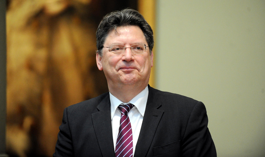 Verkehrsminister fordert drei Milliarden Euro vom Bund