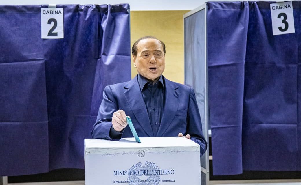 Berlusconi macht Selenskyj für «Verwüstung» in der Ukraine verantwortlich