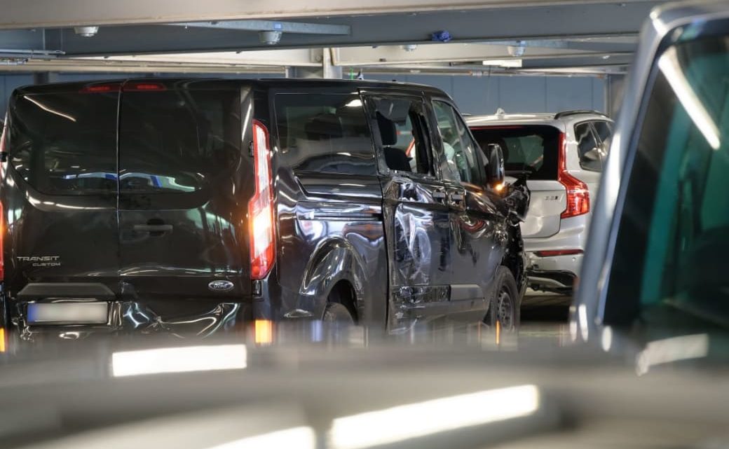 Flughafen Köln/Bonn: Menschen absichtlich angefahren