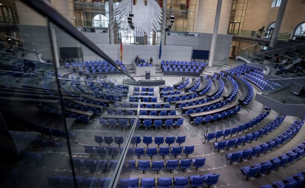 Ampel einigt sich auf Verkleinerung des Bundestags