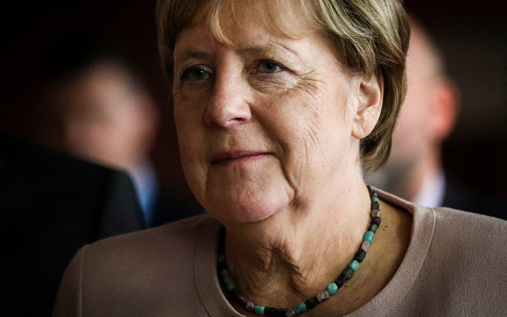 Merkel bekommt Orden, den vor ihr nur Kohl und Adenauer bekamen