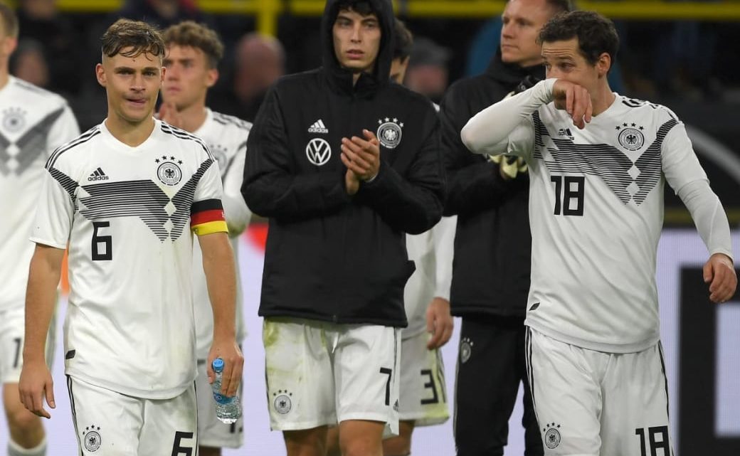 DFB kehrt zu schwarz-rot-goldener Kapitänsbinde zurück