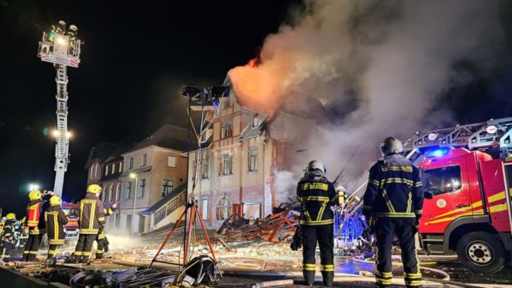 Explosion im Vogtland: Toter in Haustrümmern entdeckt