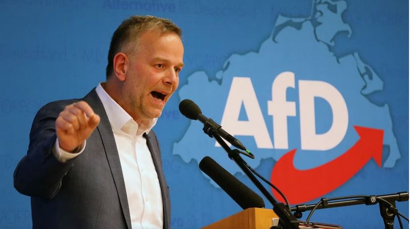 Zehn Jahre AfD in MV: Anstoßen im „Achteck“