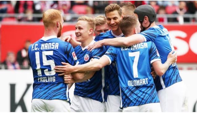 Spieltag 30 – Nächstes Erfolgserlebnis: Hansa Rostock gewinnt in Kaiserslautern 1 : 0