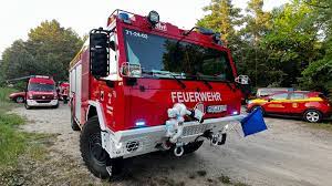 Waldbrand bei Neustrelitz: Mehrere Probleme für Feuerwehr
