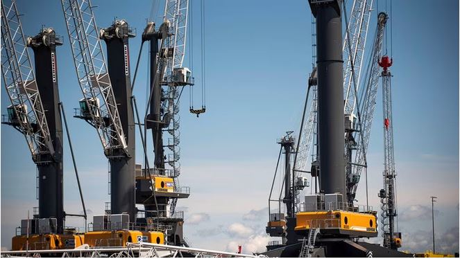 Rostock: Tödlicher Arbeitsunfall bei Kranhersteller – Liebherr