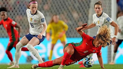 0:0 gegen WM-Neuling Portugal Titelverteidiger USA zittert sich ins Achtelfinale