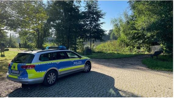 Totes Kind bei Neubrandenburg gefunden – Tötungsdelikt vermutet
