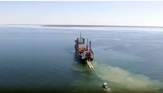 Ostsee: Leck in Gas-Pipeline vermutlich “durch äußere Einwirkung”