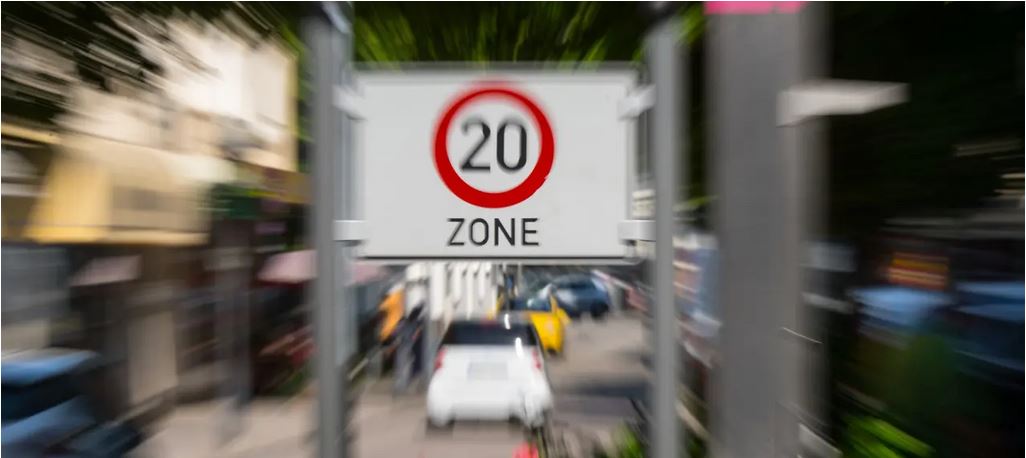 Pläne für die Innenstadt Erste Tempo-20-Zone in Frankfurt kommt im Dezember
