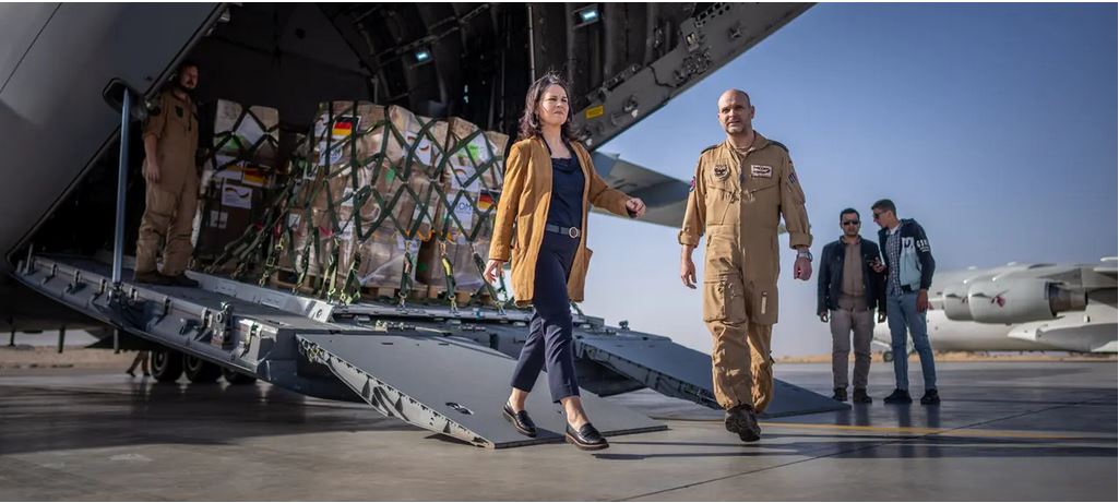 “liveblog” Nahost-Krieg ++ Baerbock übergibt Zehn-Tonnen-Hilfspaket ++