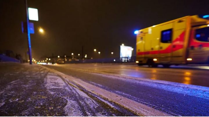 Sprühregen und Frost Glatteis und Unfälle in weiten Teilen Deutschlands