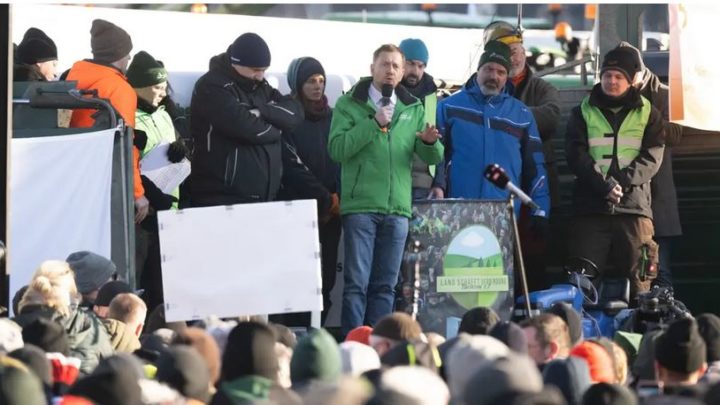 “reportage” Bauernprotest in Dresden Kretschmers Gratwanderung